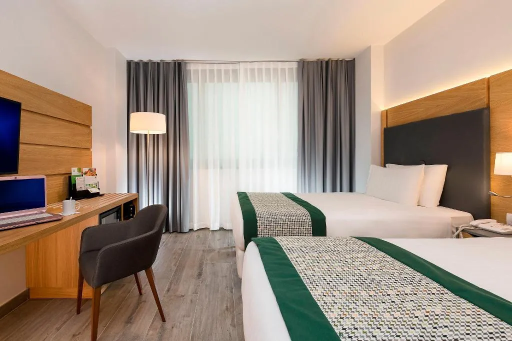 TWIN PREMIUM Room, Holiday Inn Naples, Naples