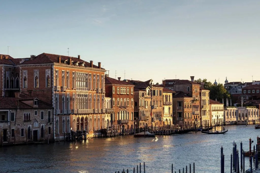 SUITE CANAL VIEW Room, The St Regis Venice, Venice