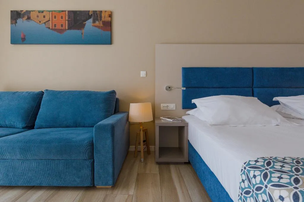 STUDIO SEA VIEW Room, Romana Beach Apartments, Split