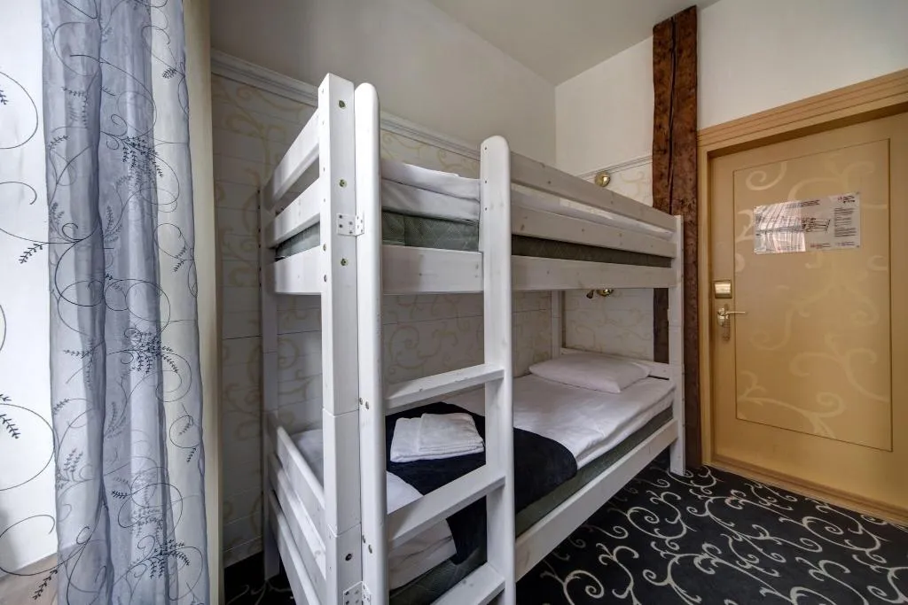 TWIN ECONOMY Room, Meriton Old Town Garden, Tallinn