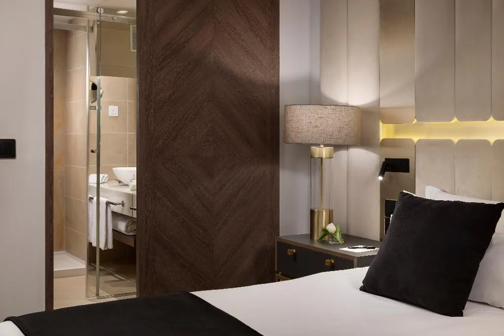 DOUBLE DELUXE Room, Melia Castilla, Madrid