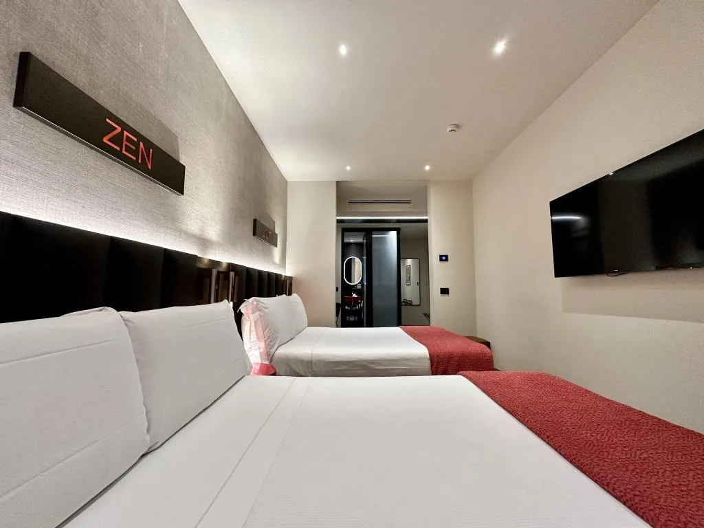 FAMILY ROOM TWO DOUBLE BEDS Room, The Market Urban Hotel, Florence