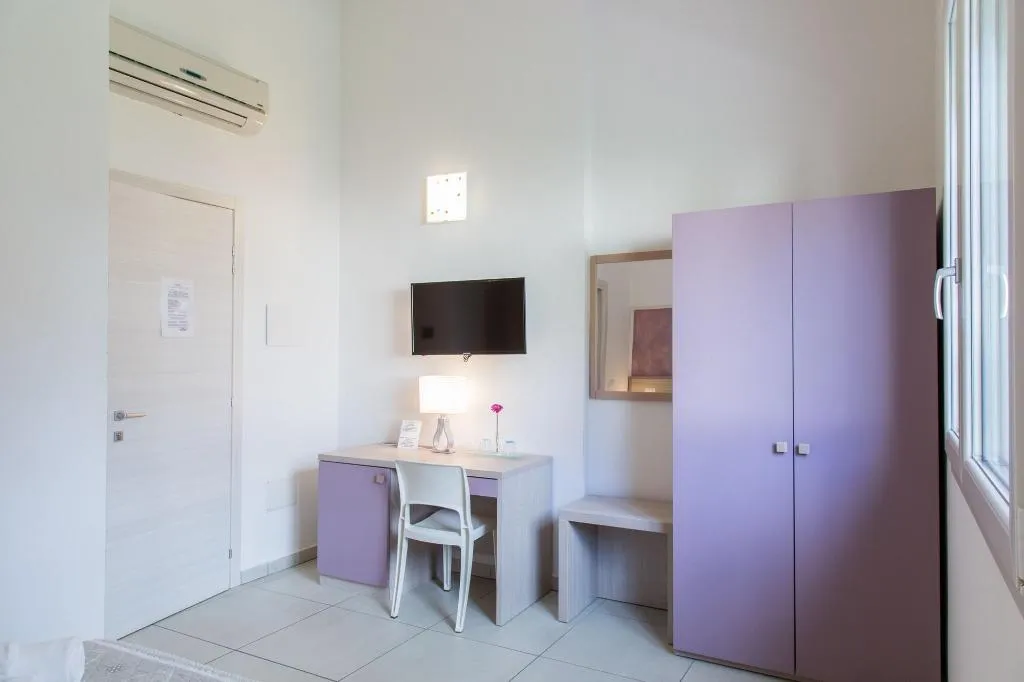 Room, Centrale B B, Florence