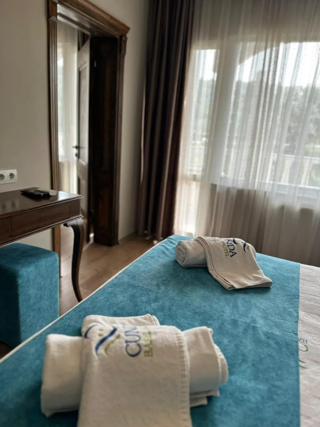 FAMILY ROOM POOL VIEW Room, Cunda Basel Hotel, Izmir