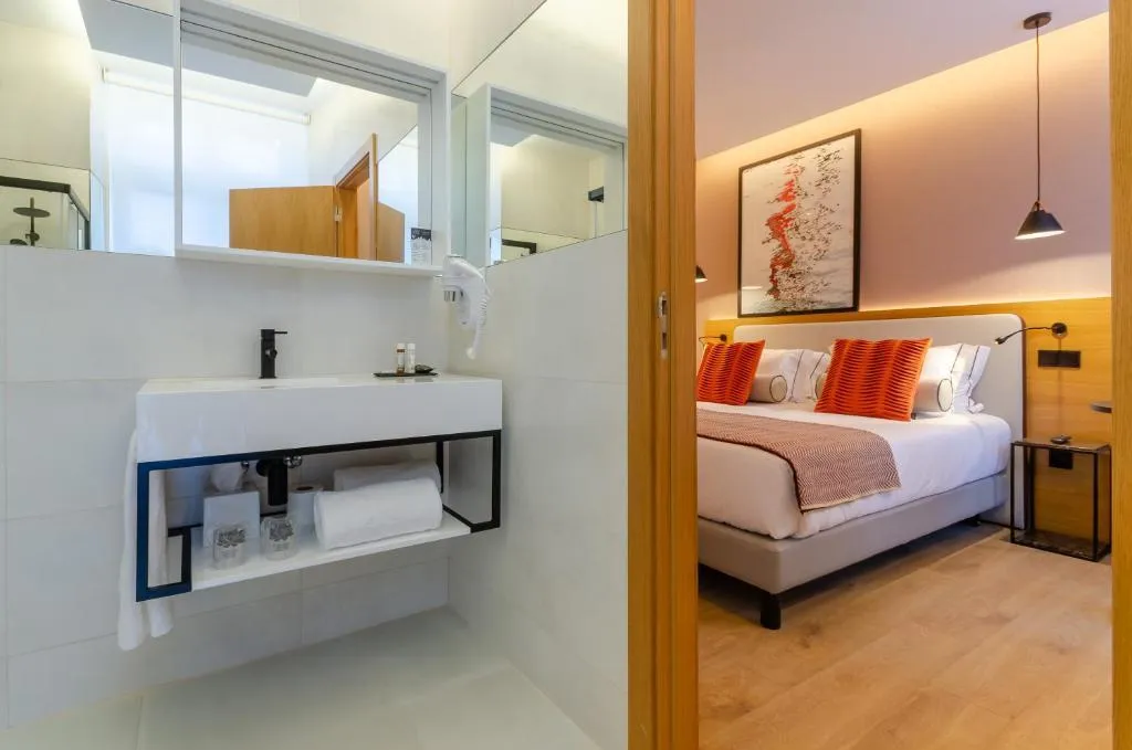 Double or Twin STANDARD Room, Rossio Plaza Hotel, Lisbon