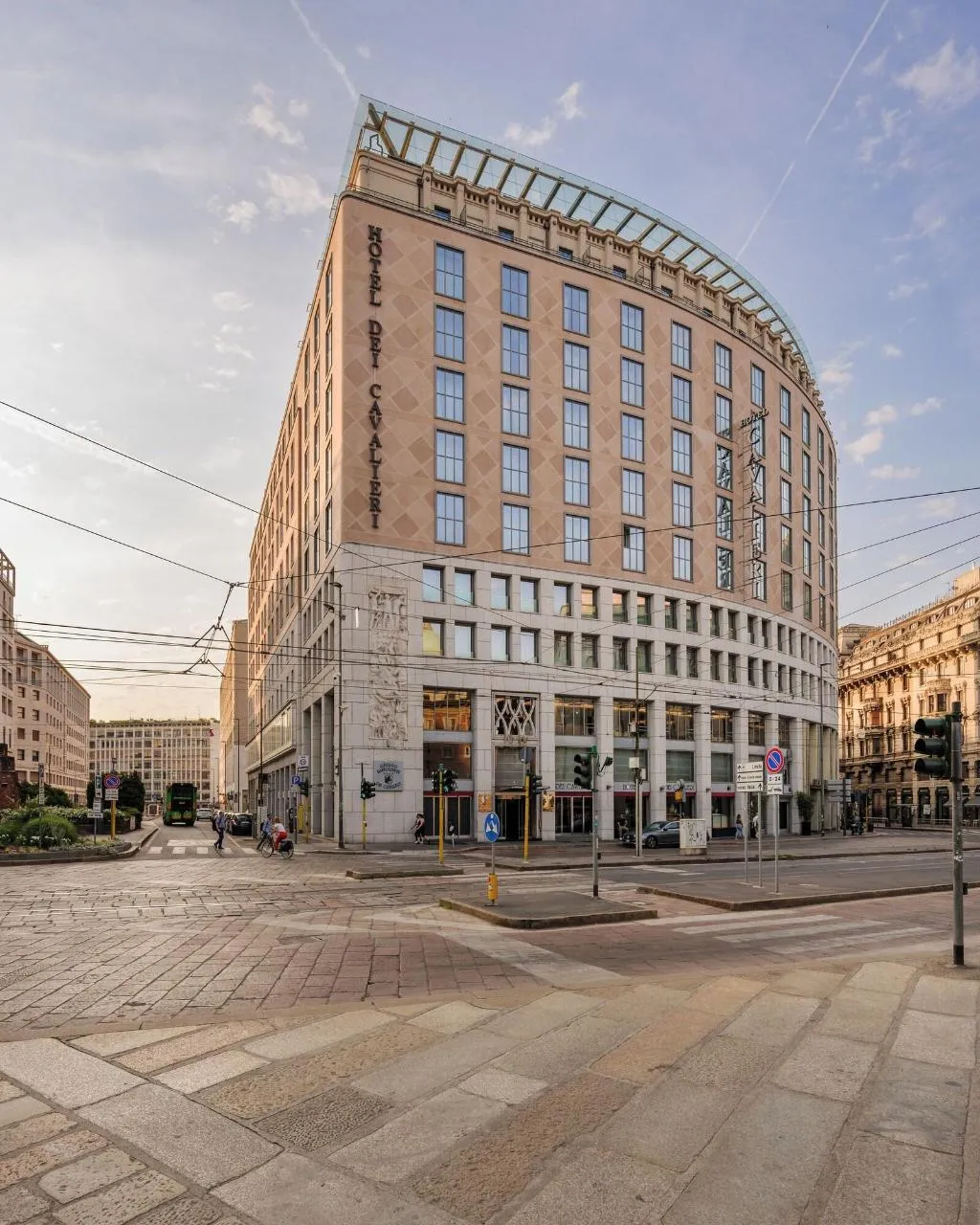 General view, Dei Cavalieri Milano Duomo, Milan