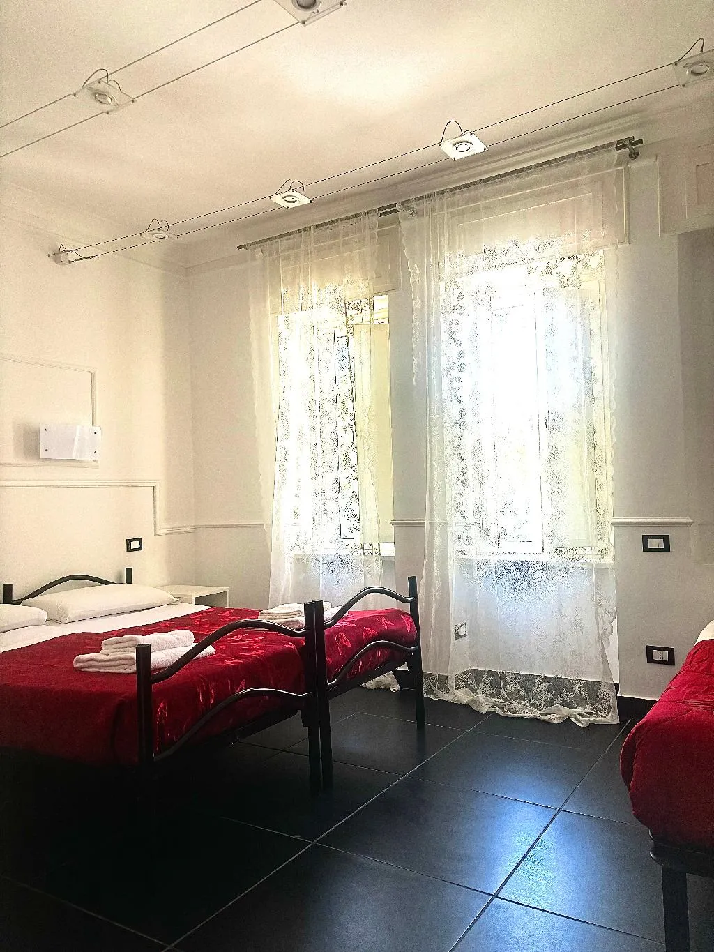 TRIPLE ONE BEDROOM ONE BATHROOM Room, Palace Rome, Rome