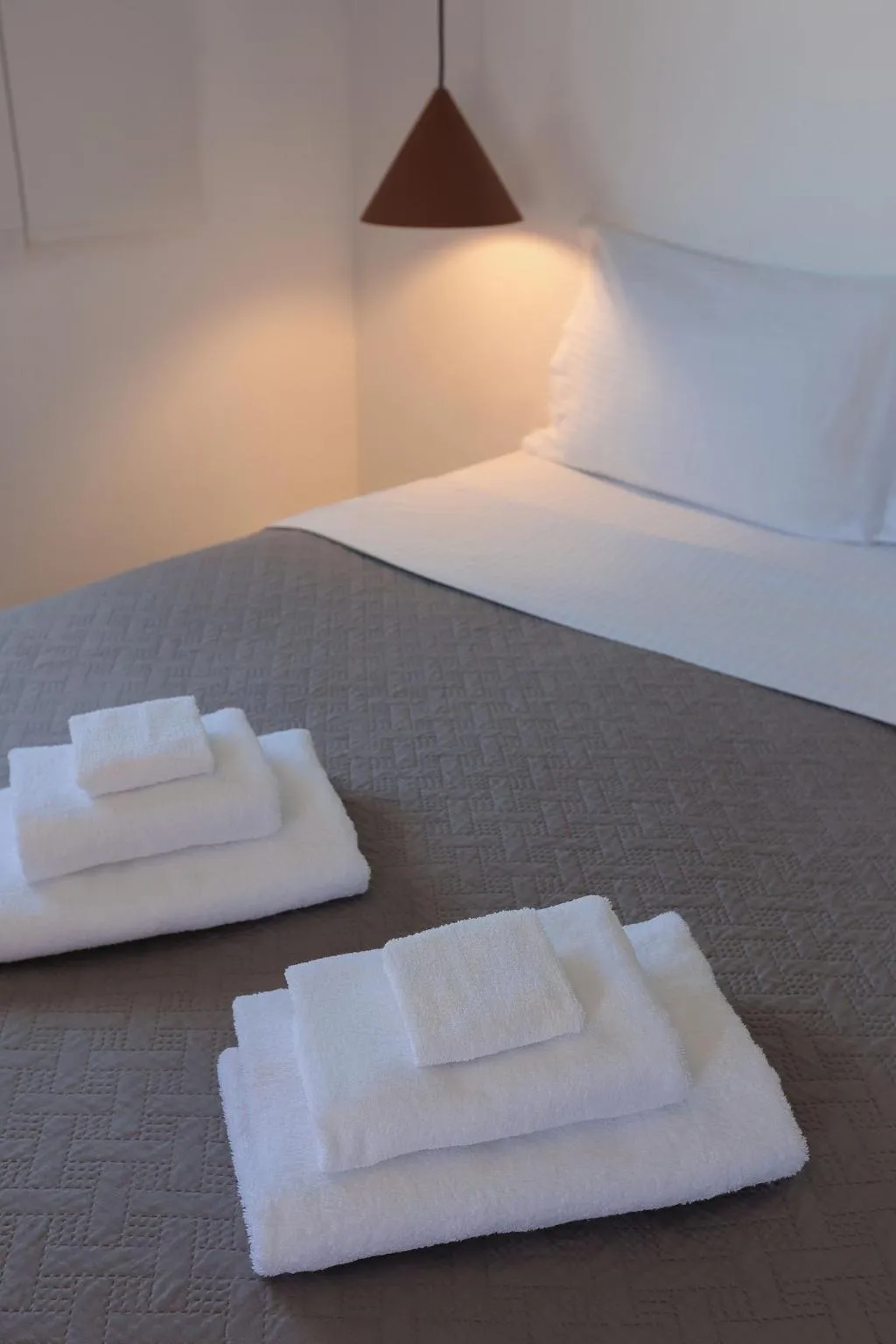 Room, Neo Luxury Suites, Santorini