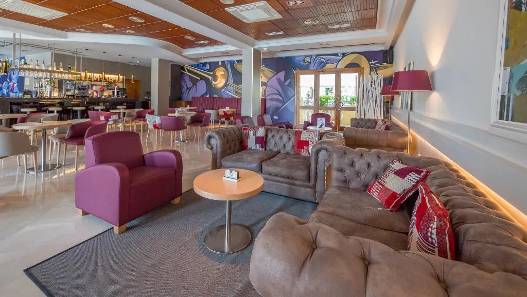 Bar, Golden Taurus Aquapark Resort, Costa Brava
