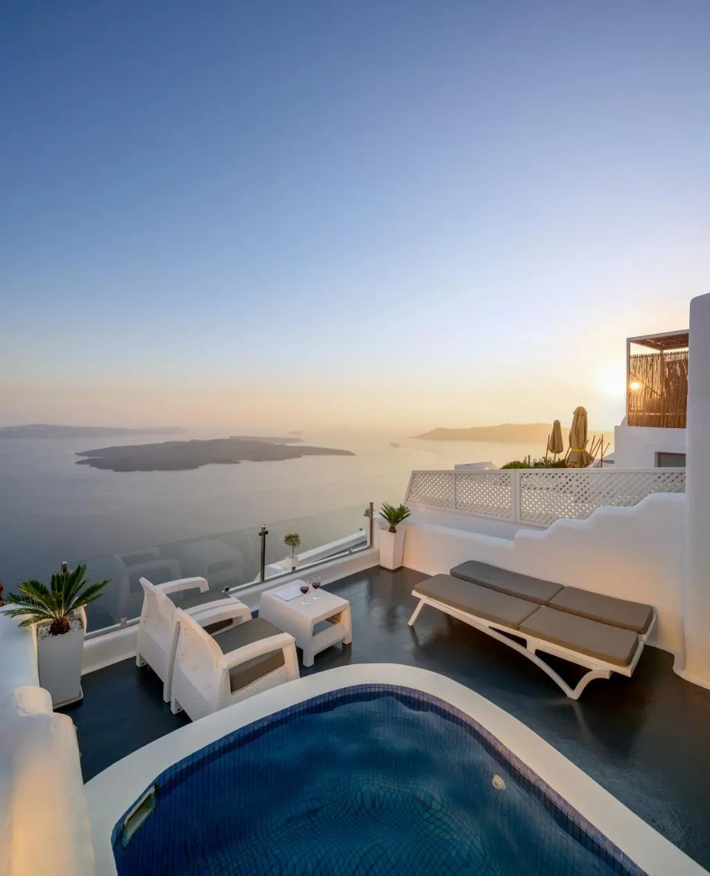 SUITE DELUXE Room, Pegasus Suites & Spa, Santorini