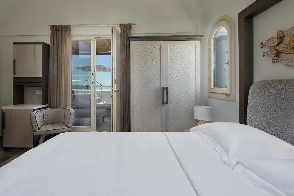DOUBLE GUEST ROOM QUEEN BED Room, Sea Breeze Santorini Beach Resort, Curio Collectio, Santorini