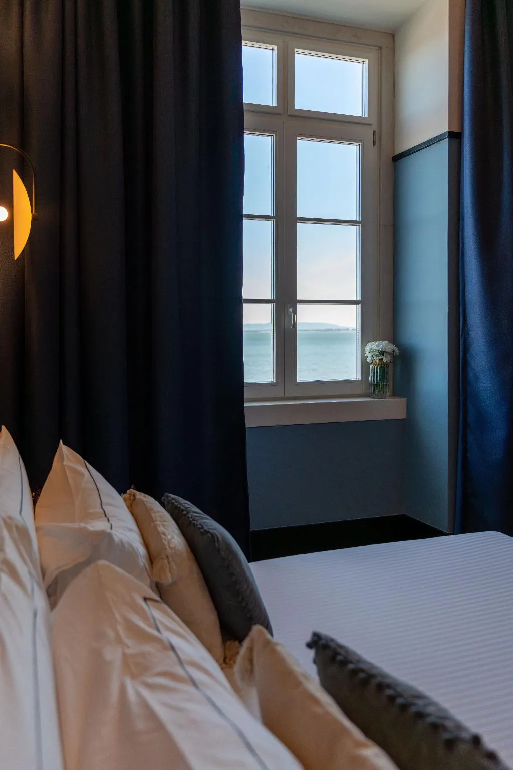SINGLE RIVER VIEW Room, The Editory Riverside Santa Apolonia Hotel, Lisbon