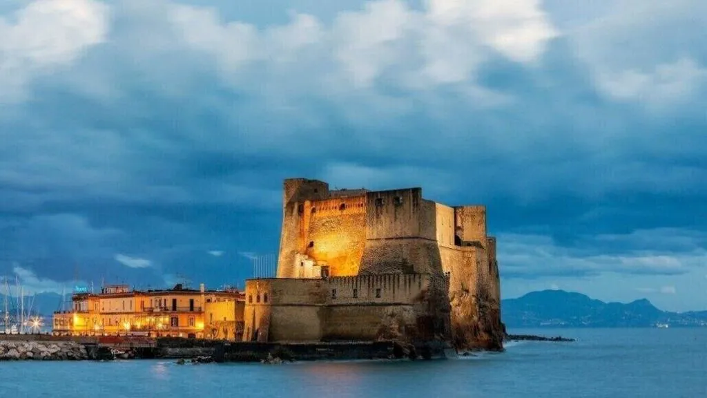 General view, Mini Hotel, Naples