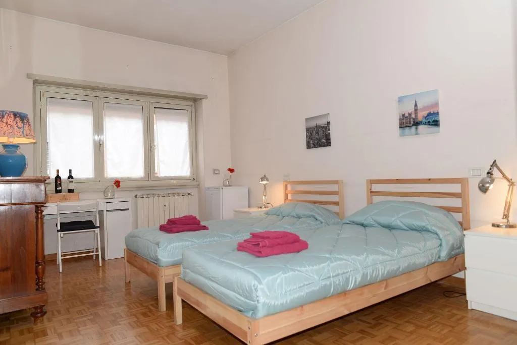 Room, Emilio's Home, Rome