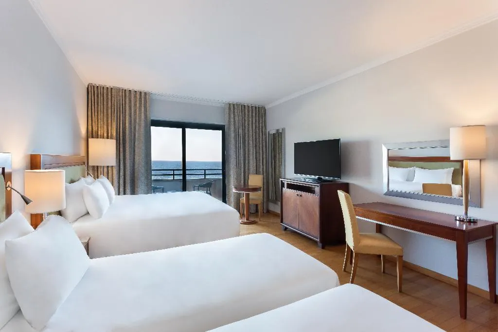 FAMILY ROOM SEA VIEW Room, Radisson Blu Resort, Malta St. Julians, Malta