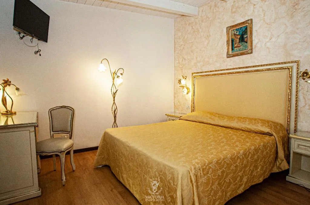 DOUBLE GARDEN VIEW Room, Viktoria Palace, Venice