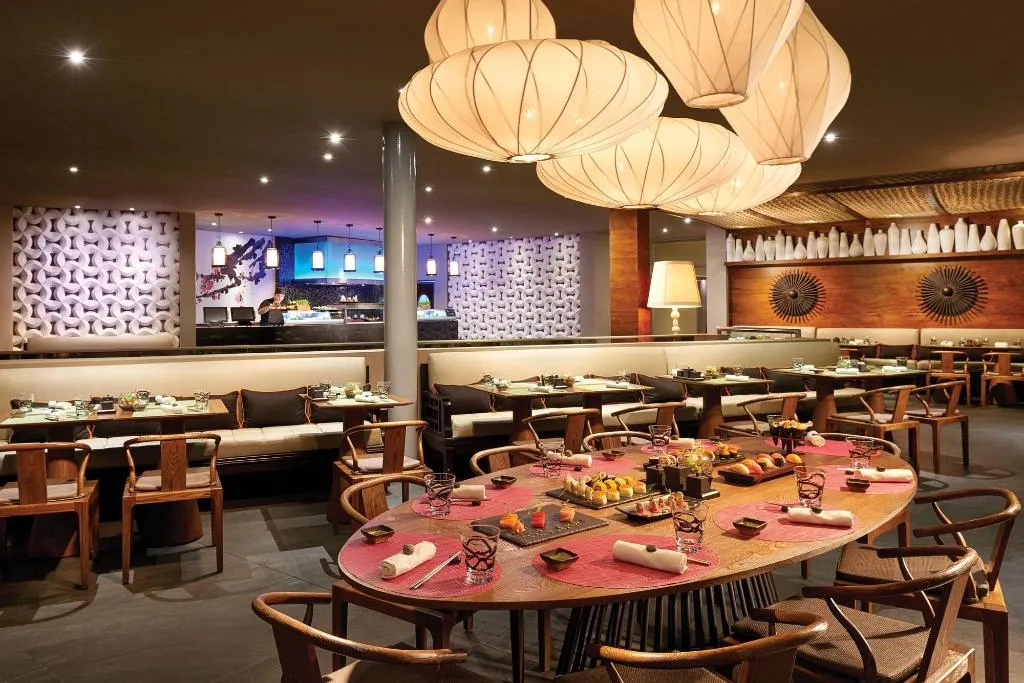 Restaurant, The Fives Travelers At The Fives Beach By Ypj All, Playa Del Carmen