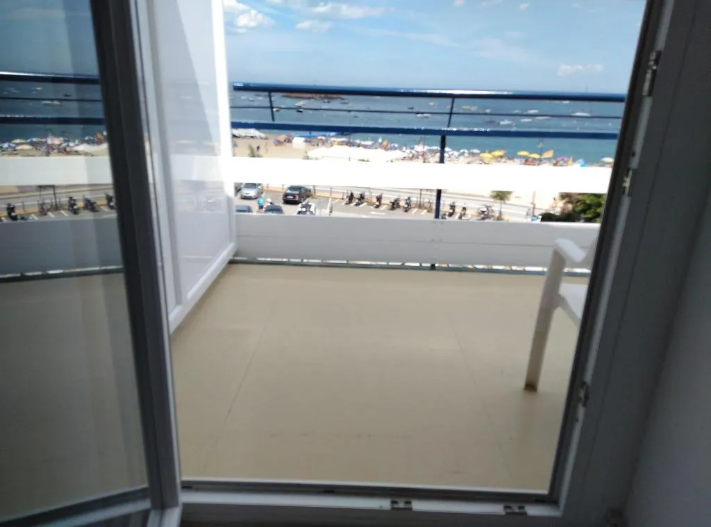 Room, Corisco, Costa Brava