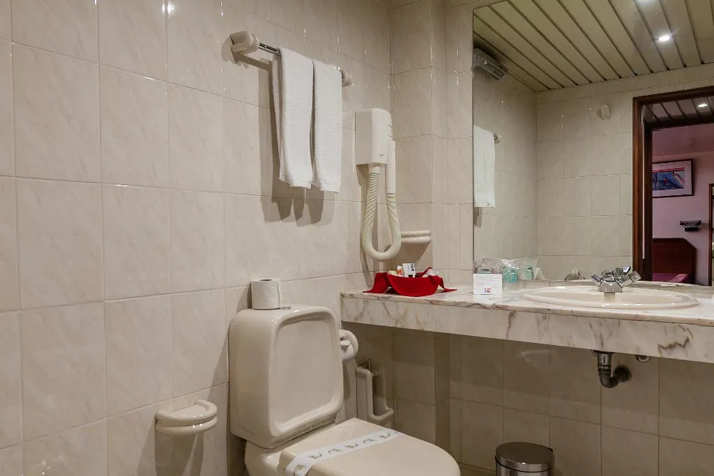 Room, Nacional, Lisbon