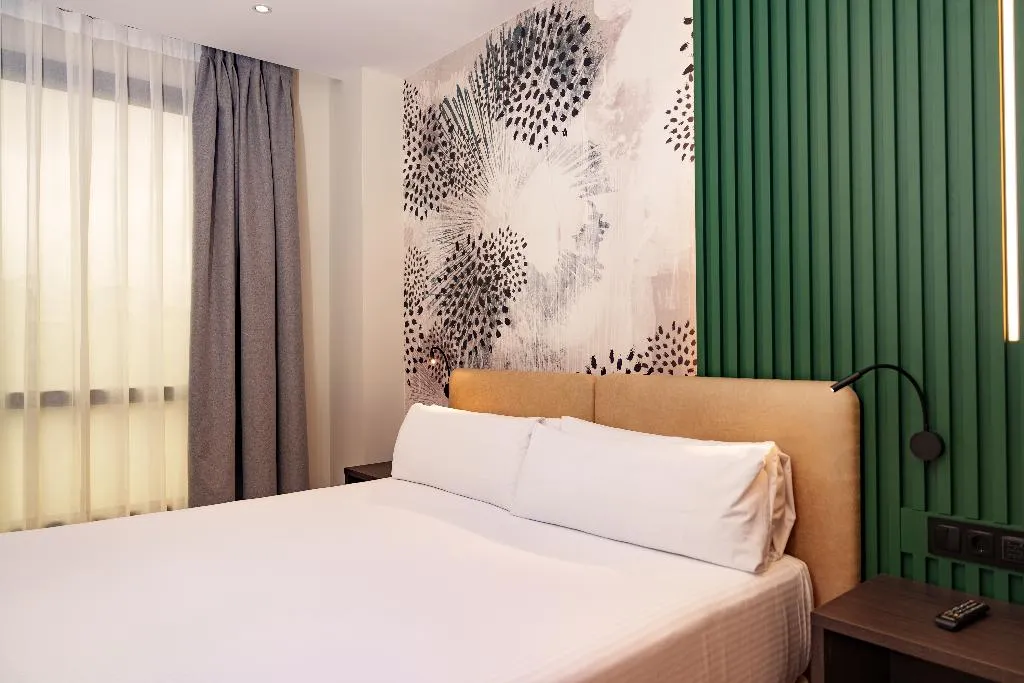 JUNIOR SUITE CAPACITY 4 Room, Princesa de Eboli, Madrid