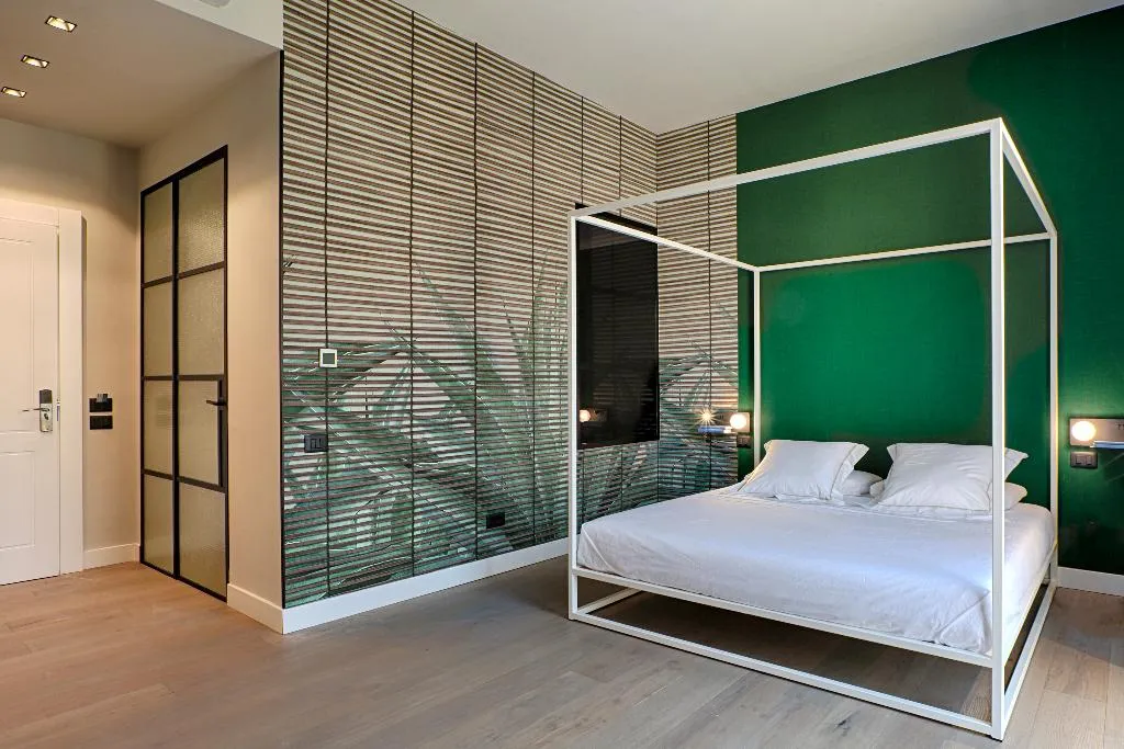 Double or Twin KING SIZE BED Room, Casa Pacifico Napoli, Naples