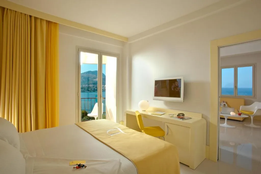 JUNIOR SUITE SEA VIEW Room, Hotel Domina Zagarella - Sicily, Palermo