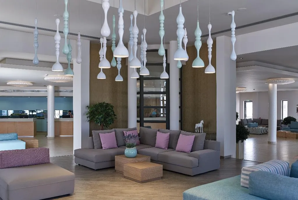Lobby, Atlantica Plimmiri, Rhodes