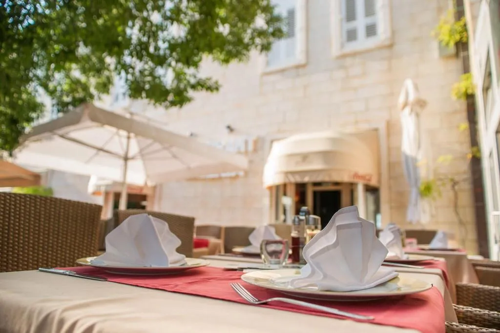 Restaurant, Biokovo, Split