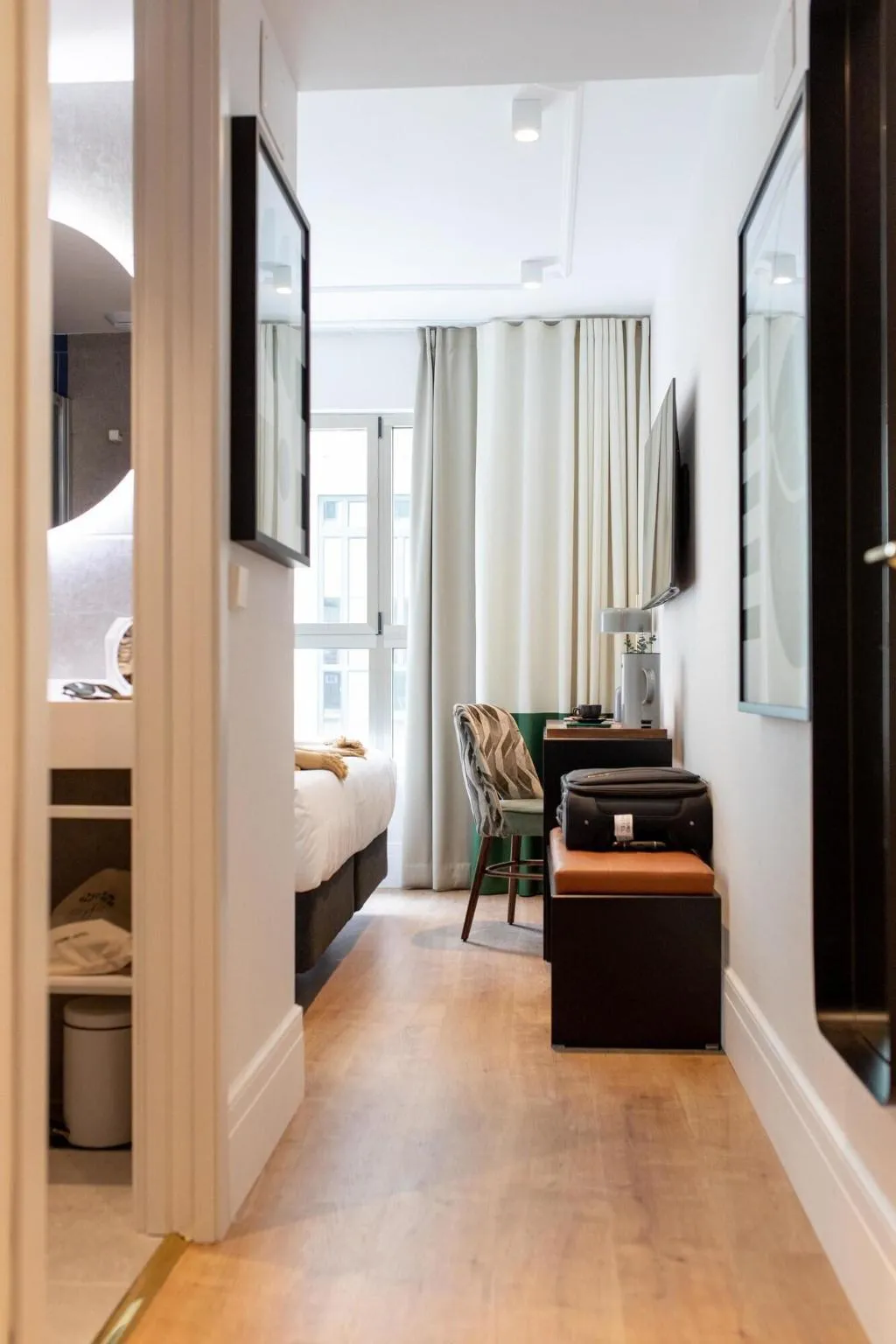 DOUBLE SUPERIOR Room, Hotel Cosmo, Valencia