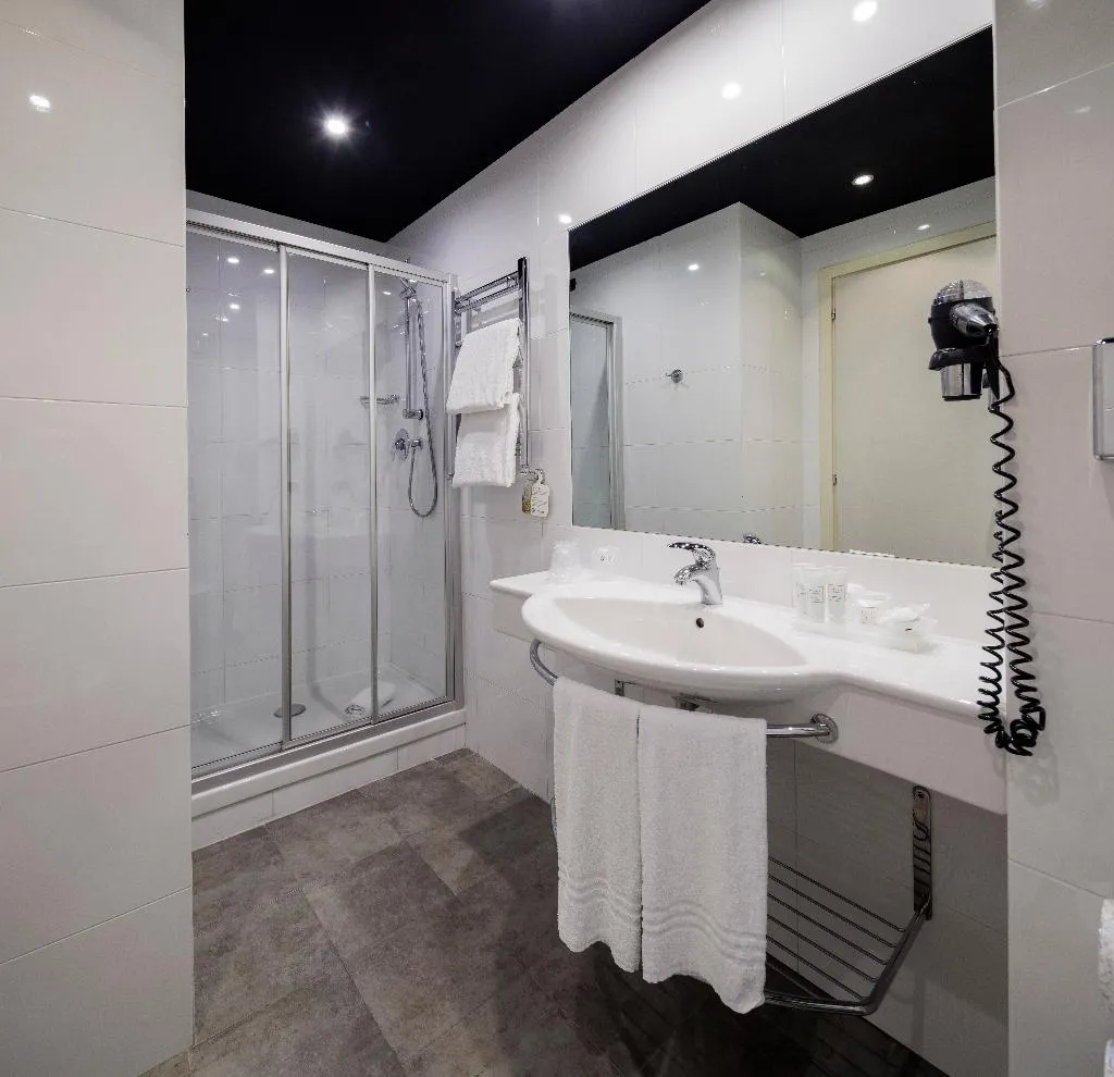 DOUBLE STANDARD Room, Best Western Falck Village Hotel, Milan