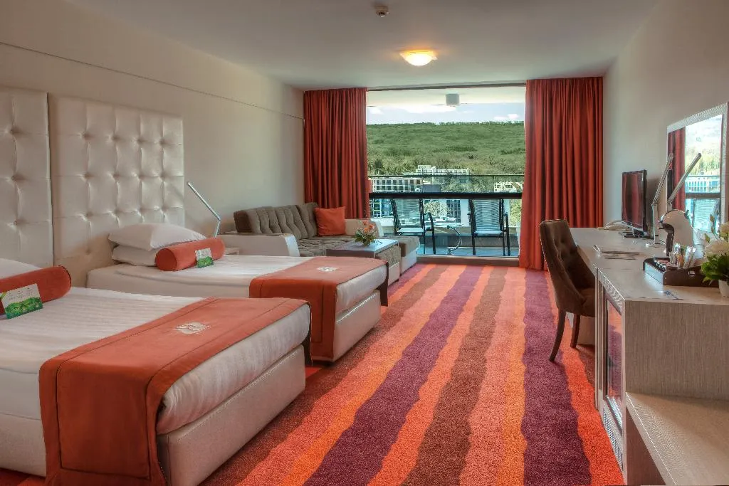 DOUBLE SUPERIOR Room, International Hotel Casino & Tower Suites, Varna