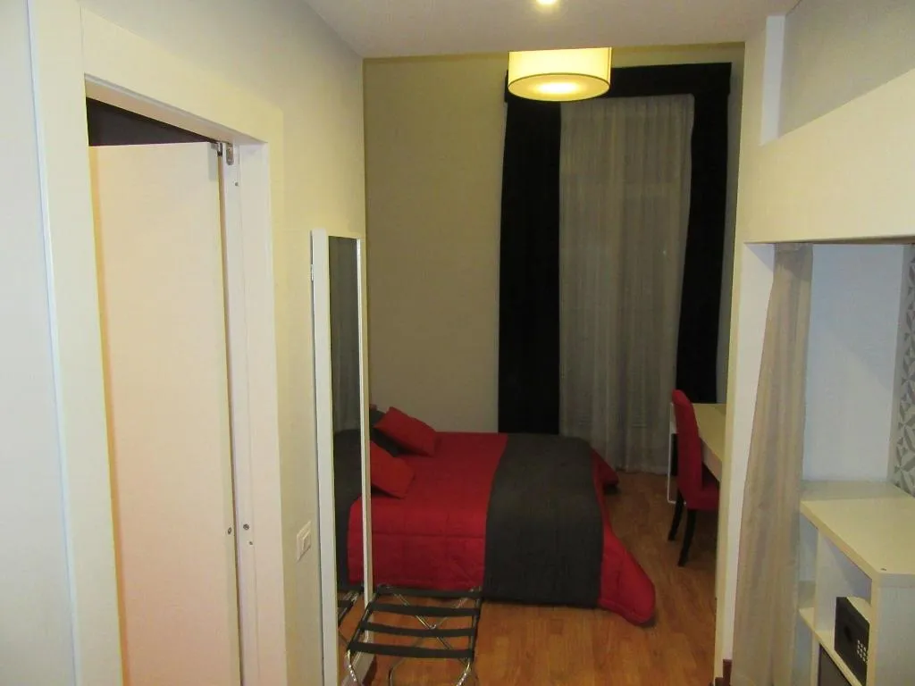 Room, B&B Rettifilo, Naples