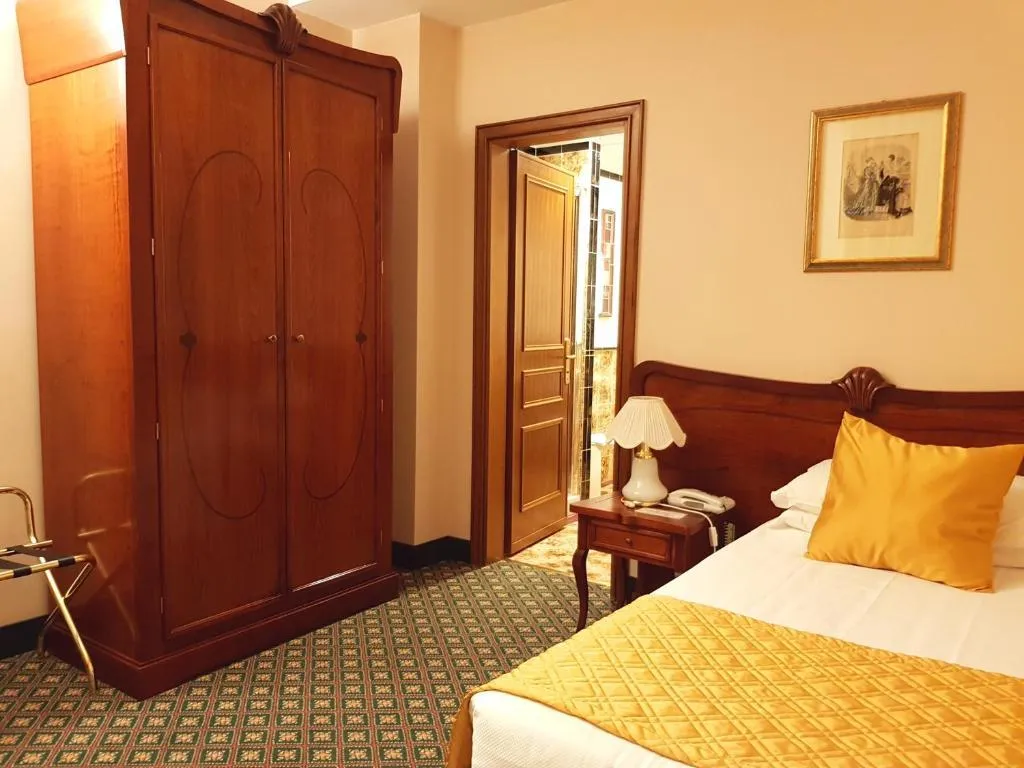 SINGLE STANDARD Room, Berchielli, Florence