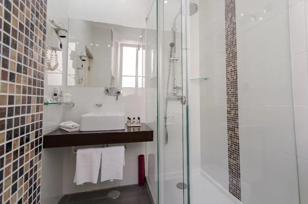 SINGLE STANDARD Room, Hotel Borges Chiado, Lisbon