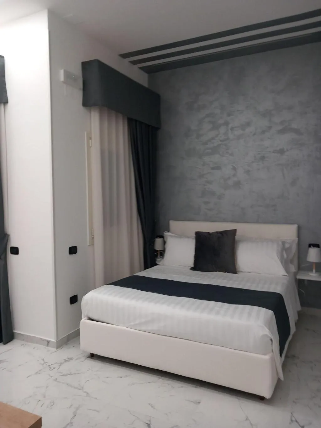 Room, Palazzo Sant'Arcangelo, Naples