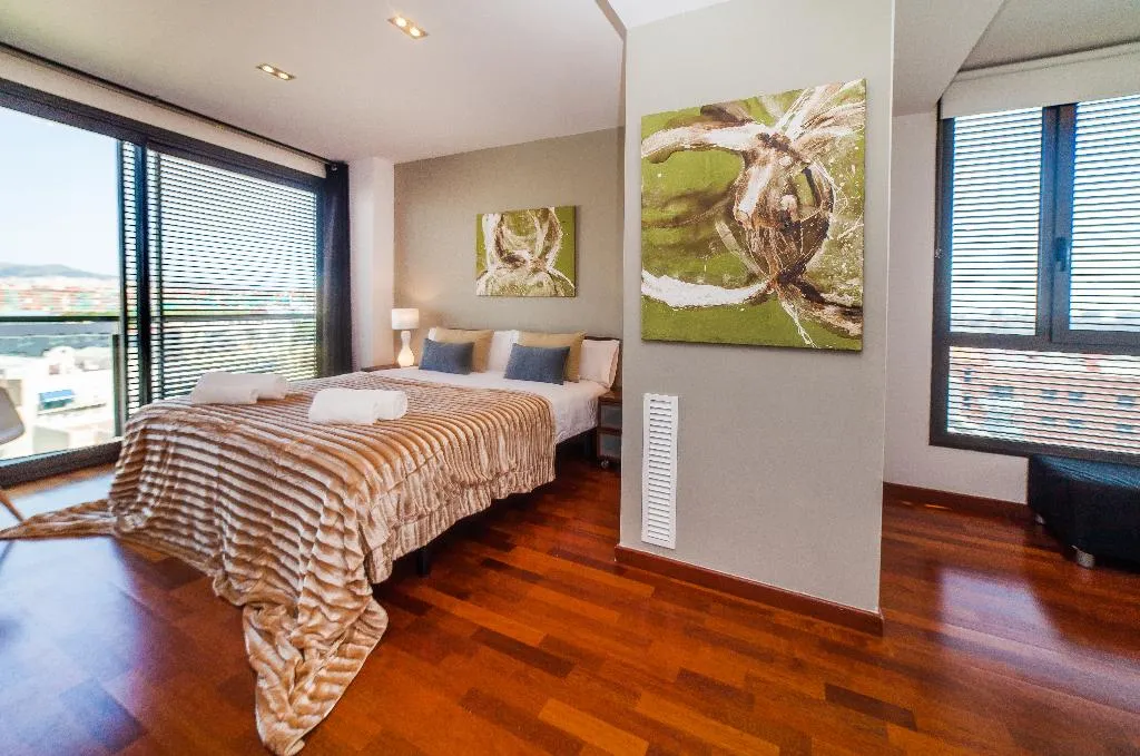 APARTMENT CAPACITY 4 Room, Victoria Diagonal Mar, Barcelona