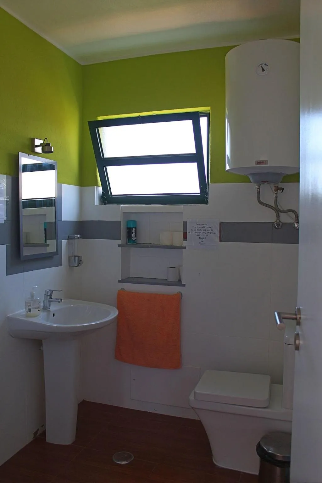 Room, Faro Beach Life Hostel, Algarve