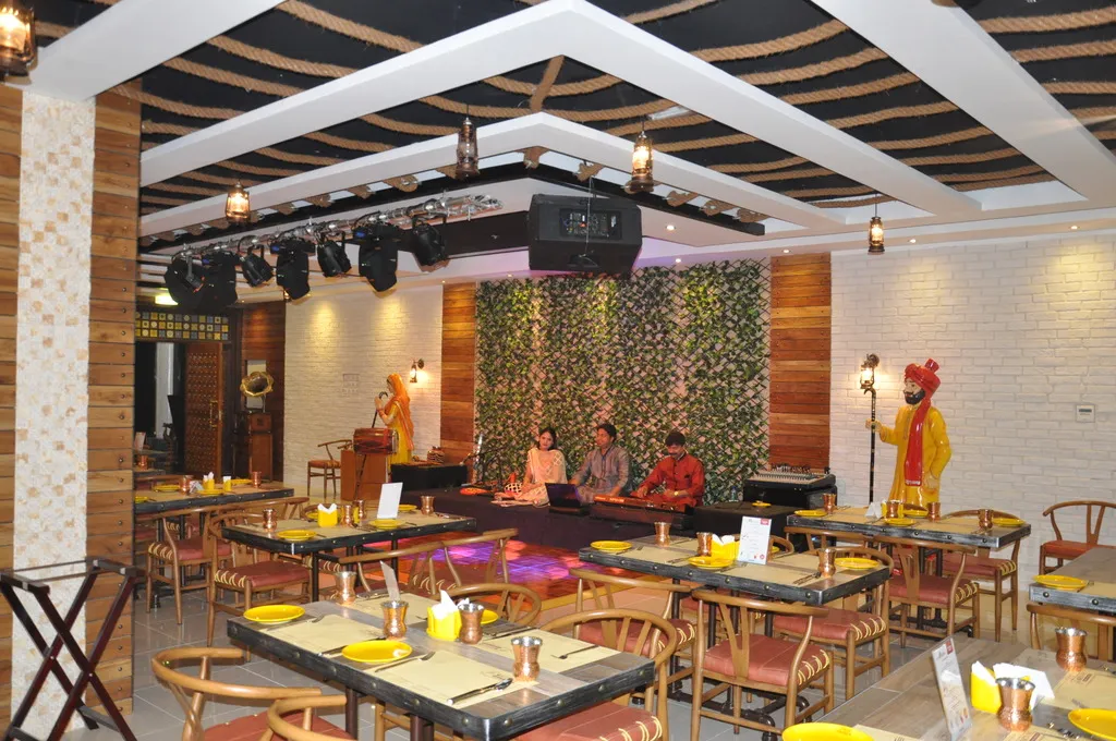 Restaurant, Fortune Park Hotel, Dubai