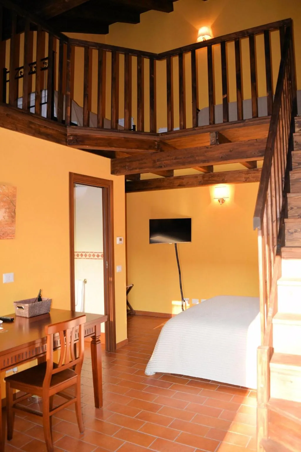 Room, Corte Certosina, Milan