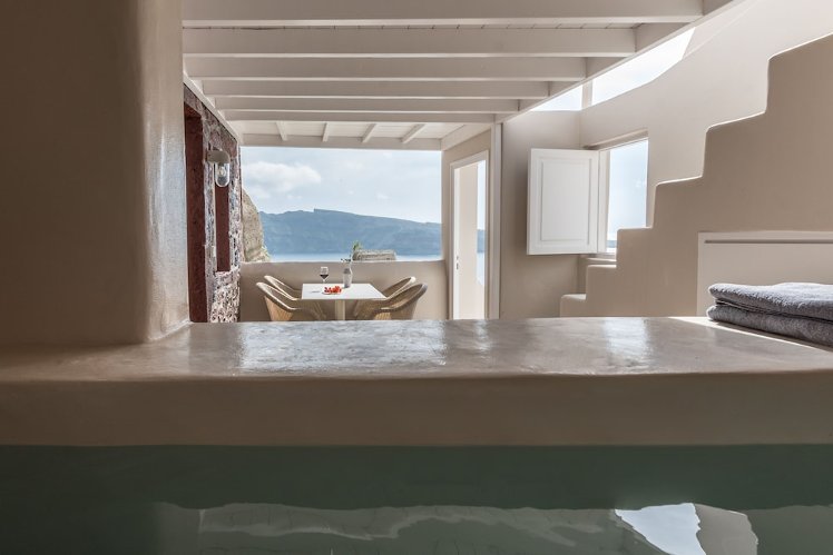 Oia Castle Luxury Suites, Santorini