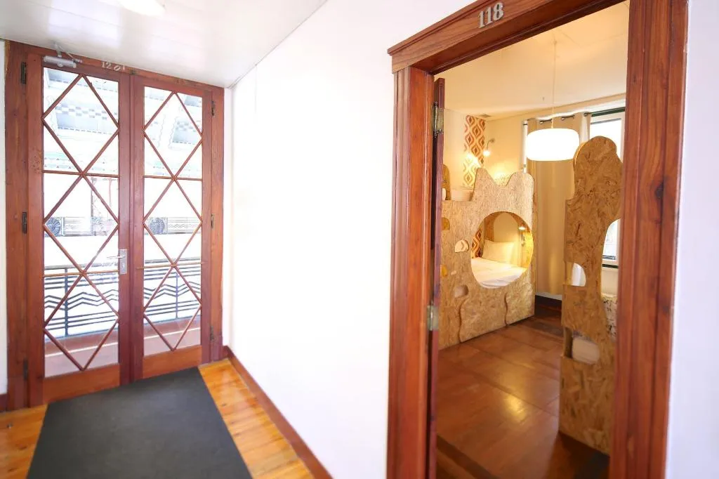 Room, Sunset Destination Hostel, Lisbon