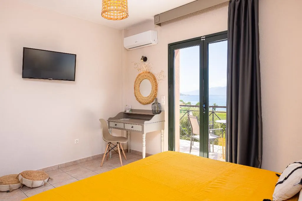 FAMILY ROOM SUPERIOR SEA VIEW Room, Nisea Hotel Samos, Samos