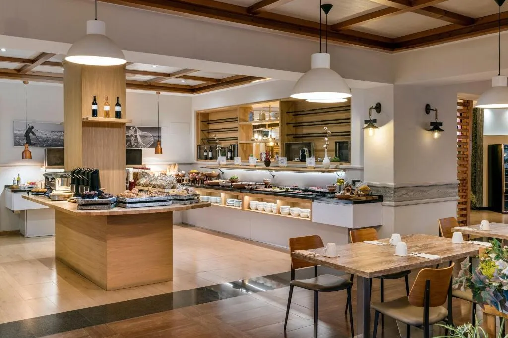 Restaurant, Marriott'S Playa Andaluza, Costa Del Sol