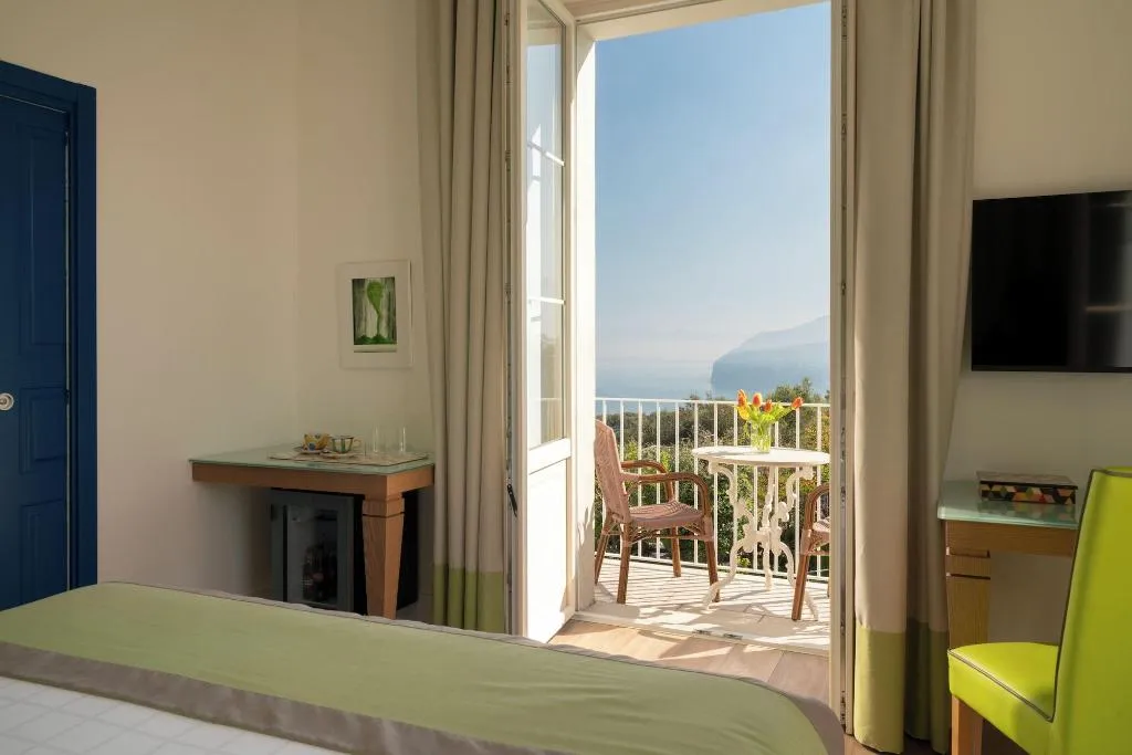 Room, Relais Palazzo del Barone - Adults Only, Naples