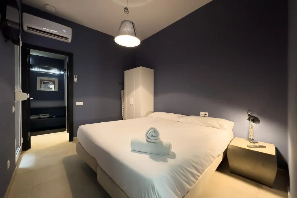 APARTMENT ONE BEDROOM Room, Ainb Barcelona Sants Apartments, Barcelona