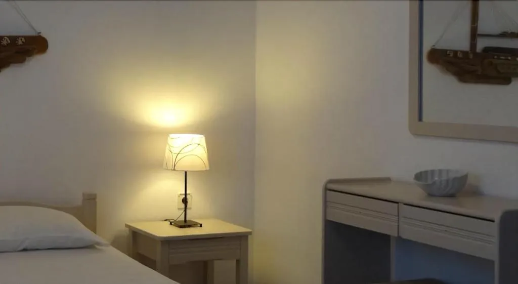 Room, Agnanti Hotel, Santorini