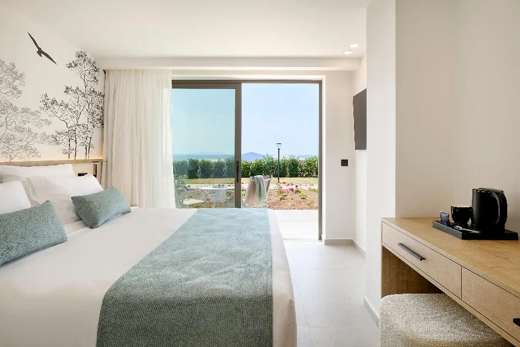 BUNGALOW SEA VIEW Room, Iberostar Waves Creta Panorama & Mare, Crete