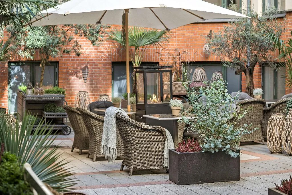 Terrace, Best Western Plus Hotel Hebron, Copenhagen