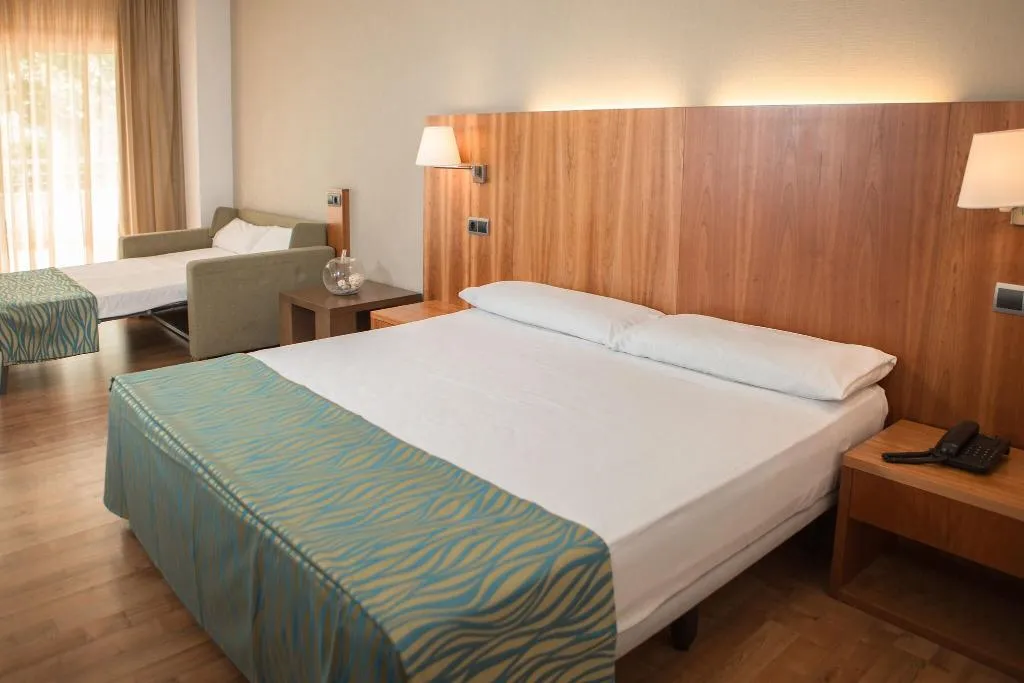 SUITE WITH DOUBLE BED Room, RVHotels Nautic Park, Costa Brava