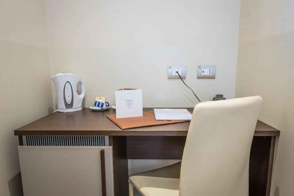 Room, Hotel Rosa, Milan